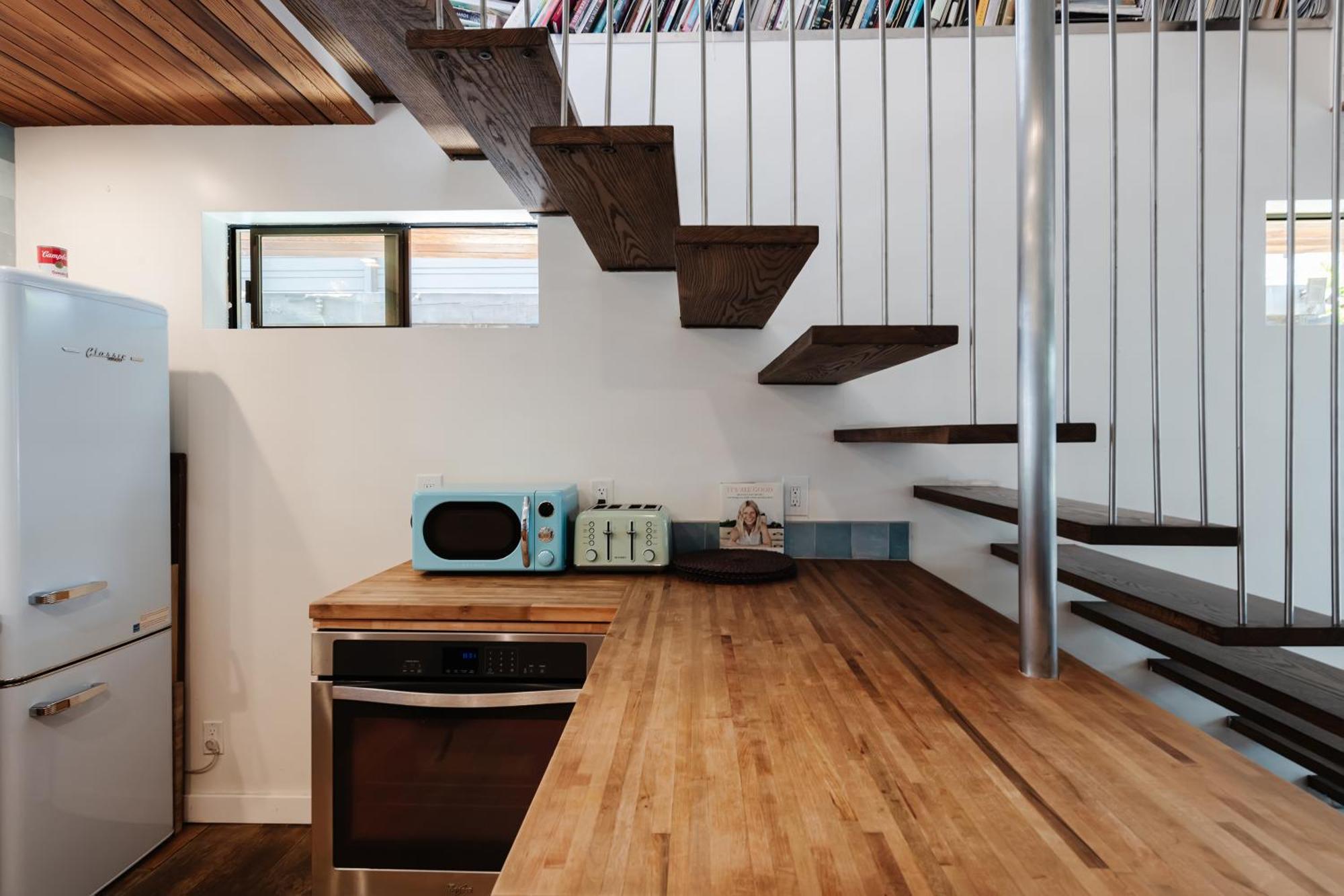 Venice Beach Studio With Large Private Patio Steps To The Beach Λος Άντζελες Εξωτερικό φωτογραφία