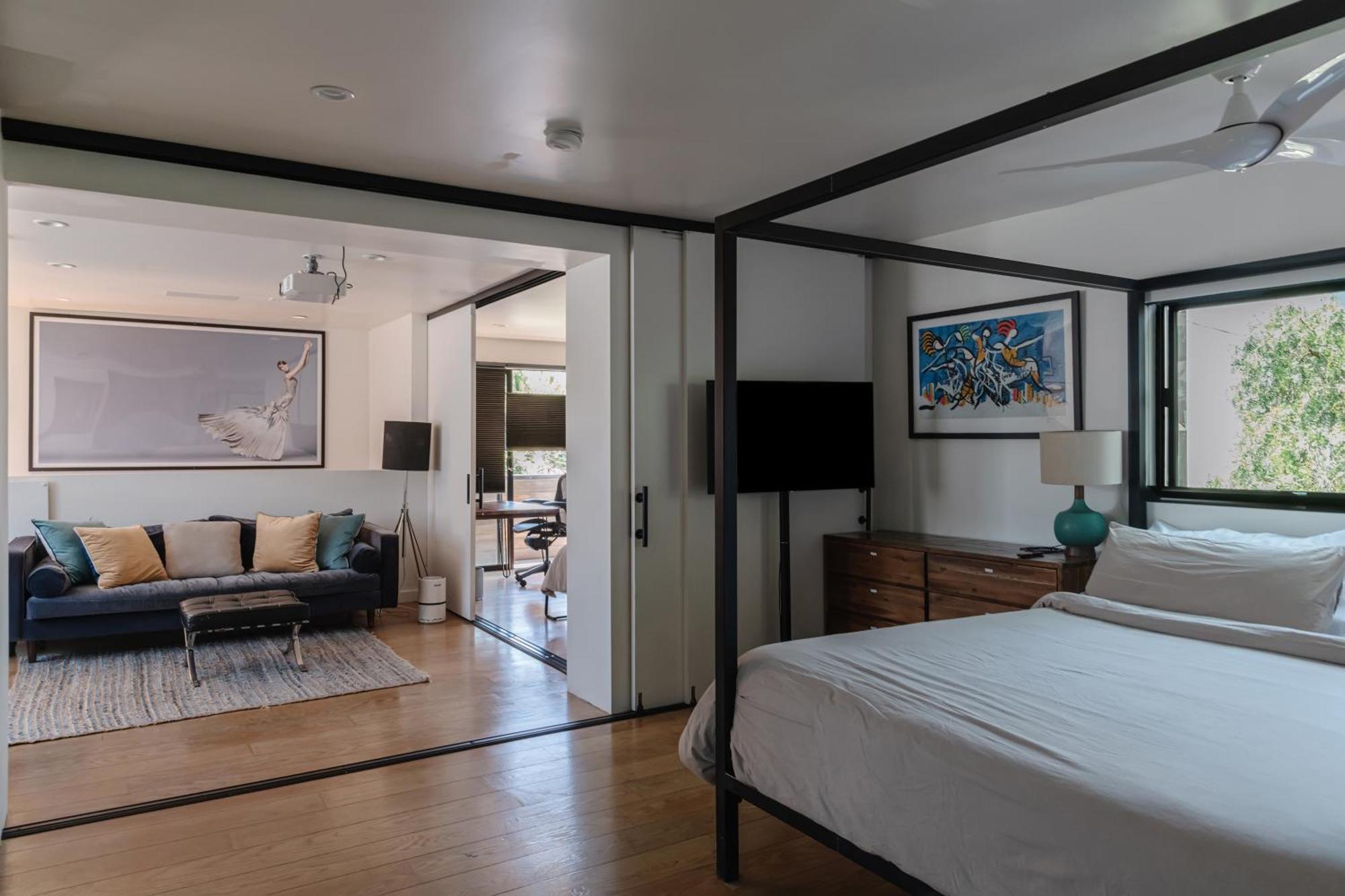 Venice Beach Studio With Large Private Patio Steps To The Beach Λος Άντζελες Εξωτερικό φωτογραφία