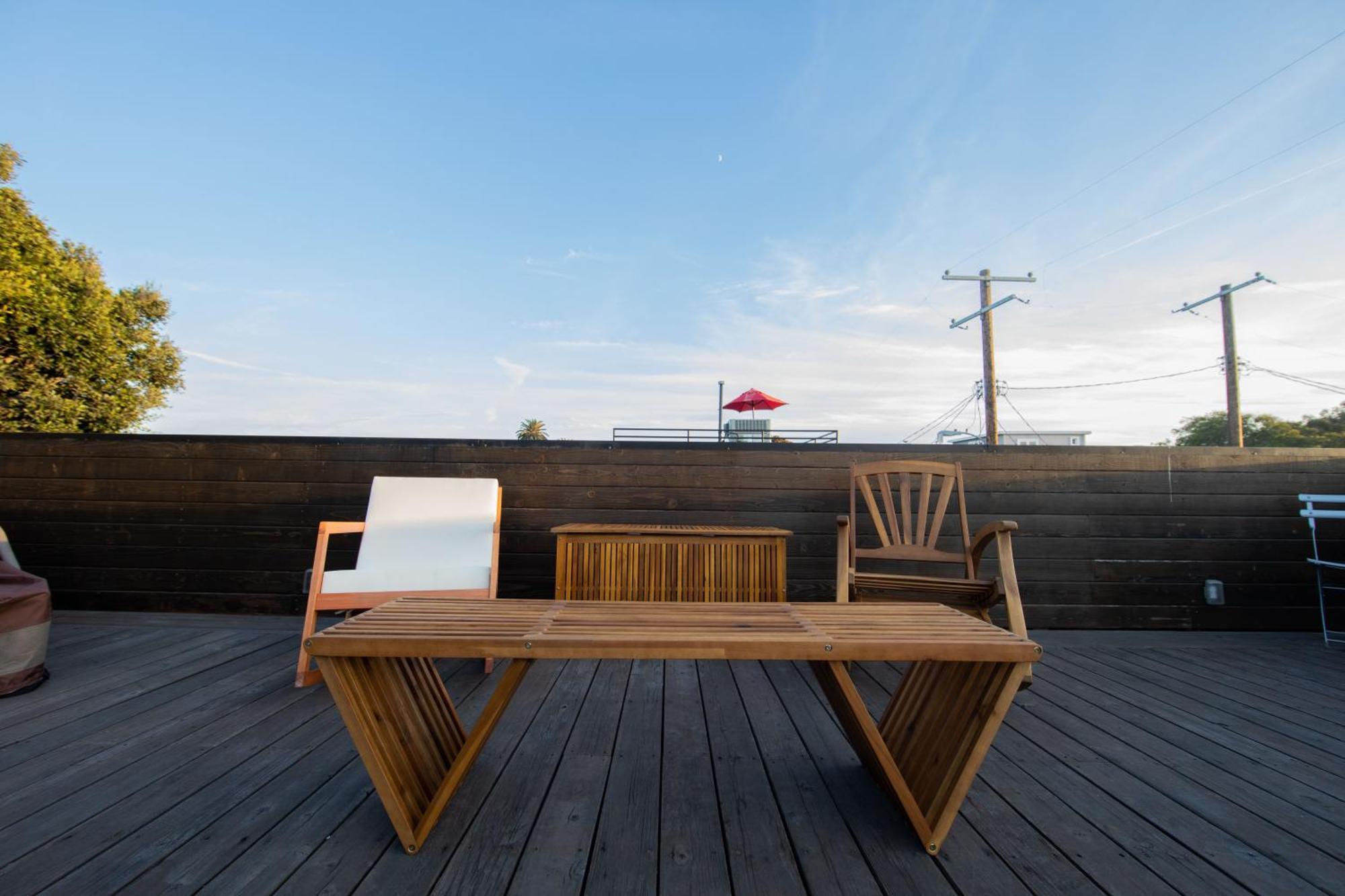 Venice Beach Studio With Large Private Patio Steps To The Beach Λος Άντζελες Εξωτερικό φωτογραφία